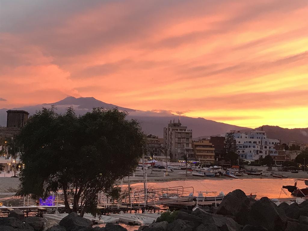 Kalaskiso' Giardini Naxos Eksteriør bilde